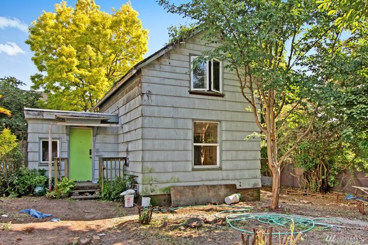 1619 N 50th St  Seattle WA 98103 photo