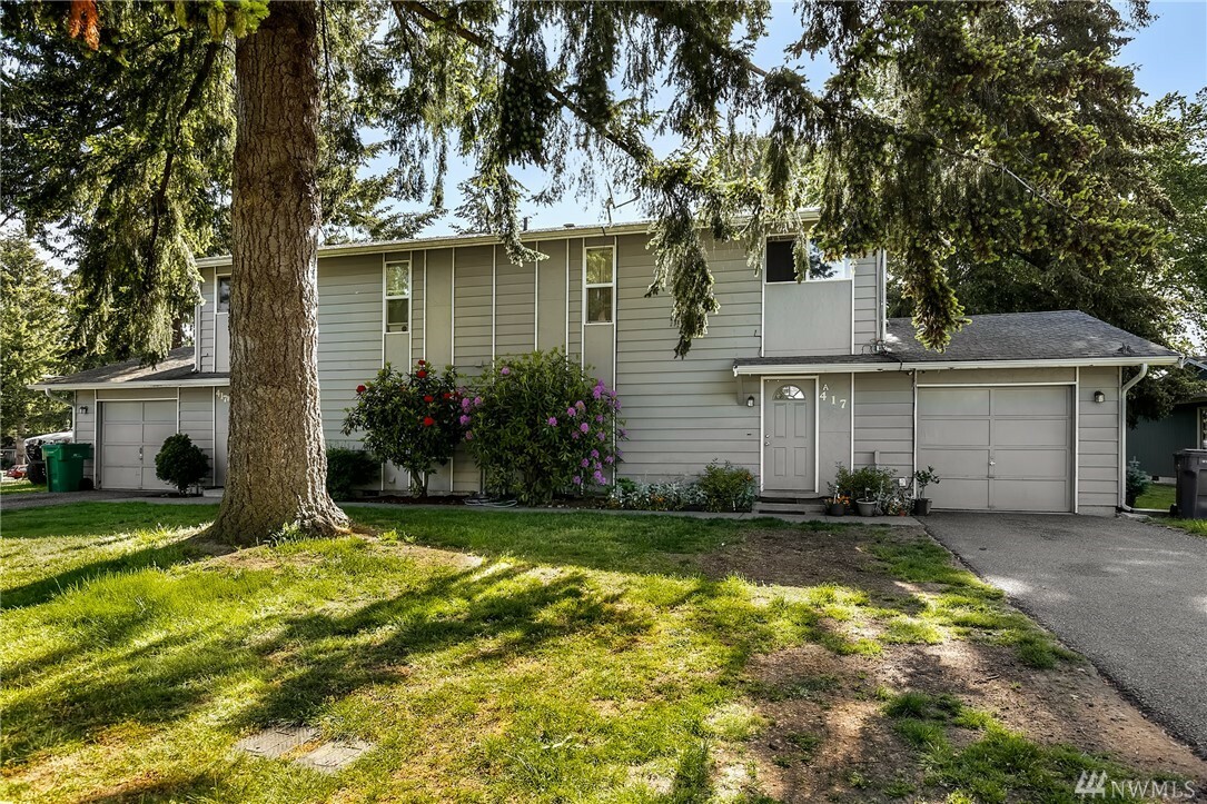 Property Photo:  417 97th Dr NE  WA 98258 