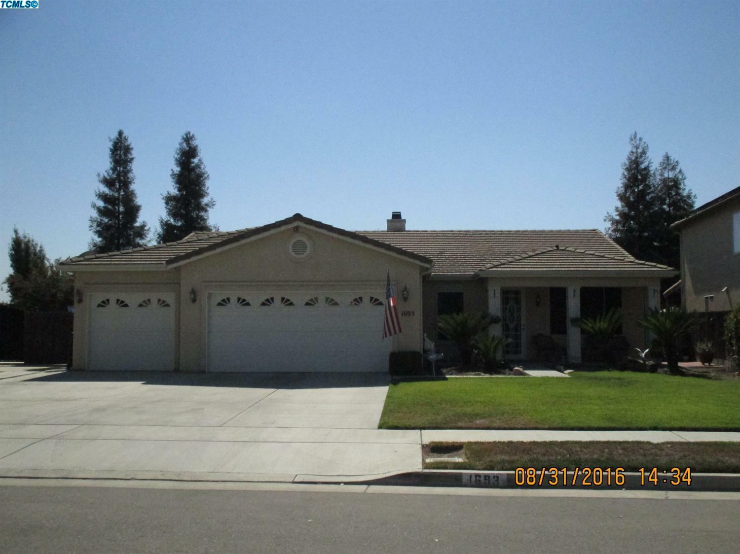 1693 Trebbiano Street  Tulare CA 93274 photo