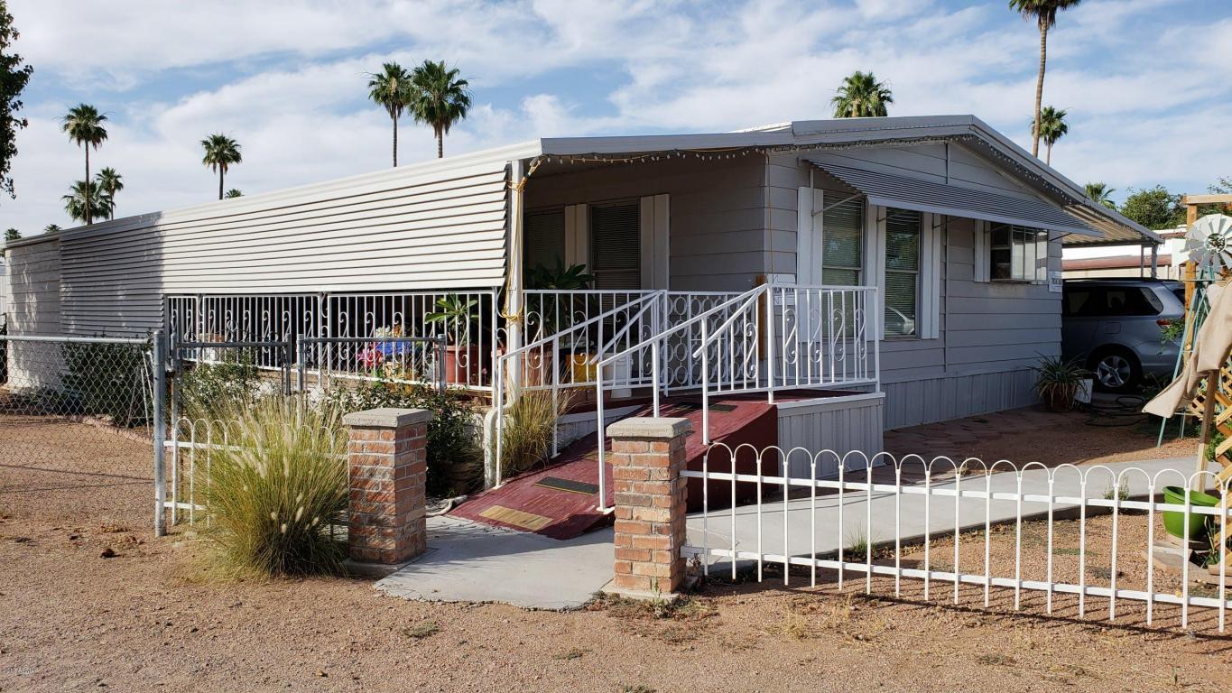 Property Photo: 2608 E Birchwood Avenue AZ 85204