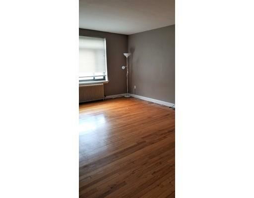 Property Photo:  14 Ashland Street 2R  MA 01609 