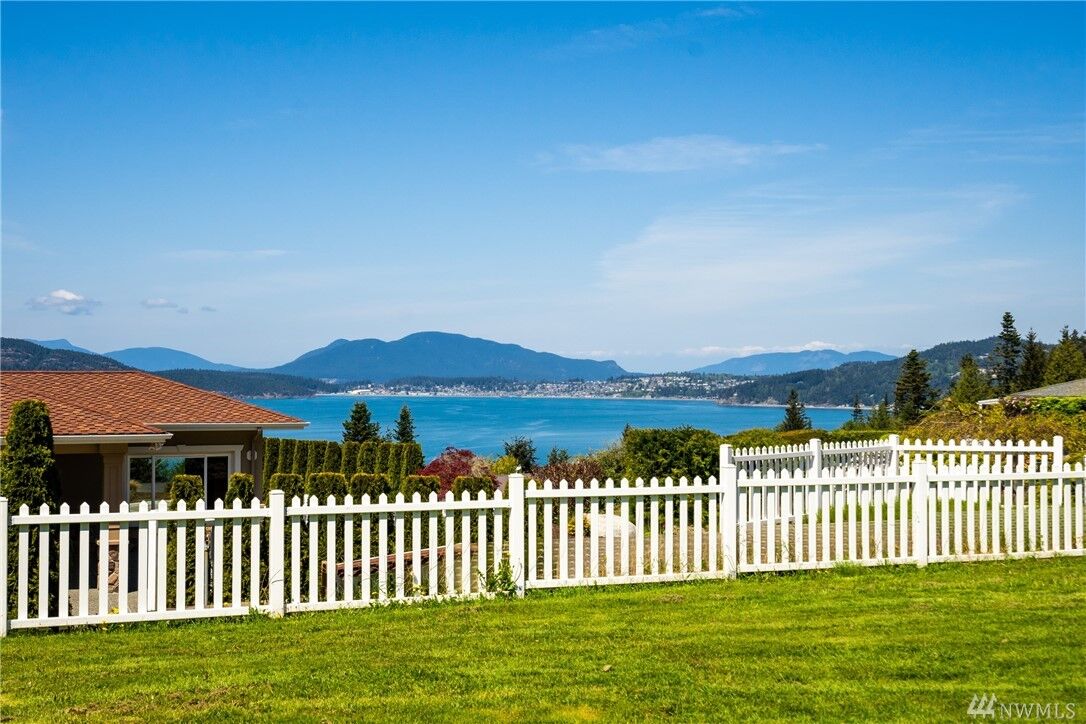 Property Photo: 14229 Hemlock Place WA 98221