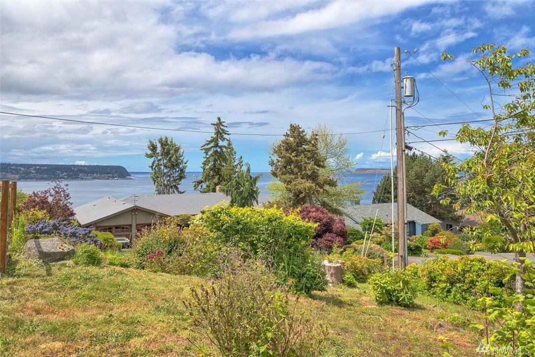 Property Photo:  190 Colman  WA 98368 