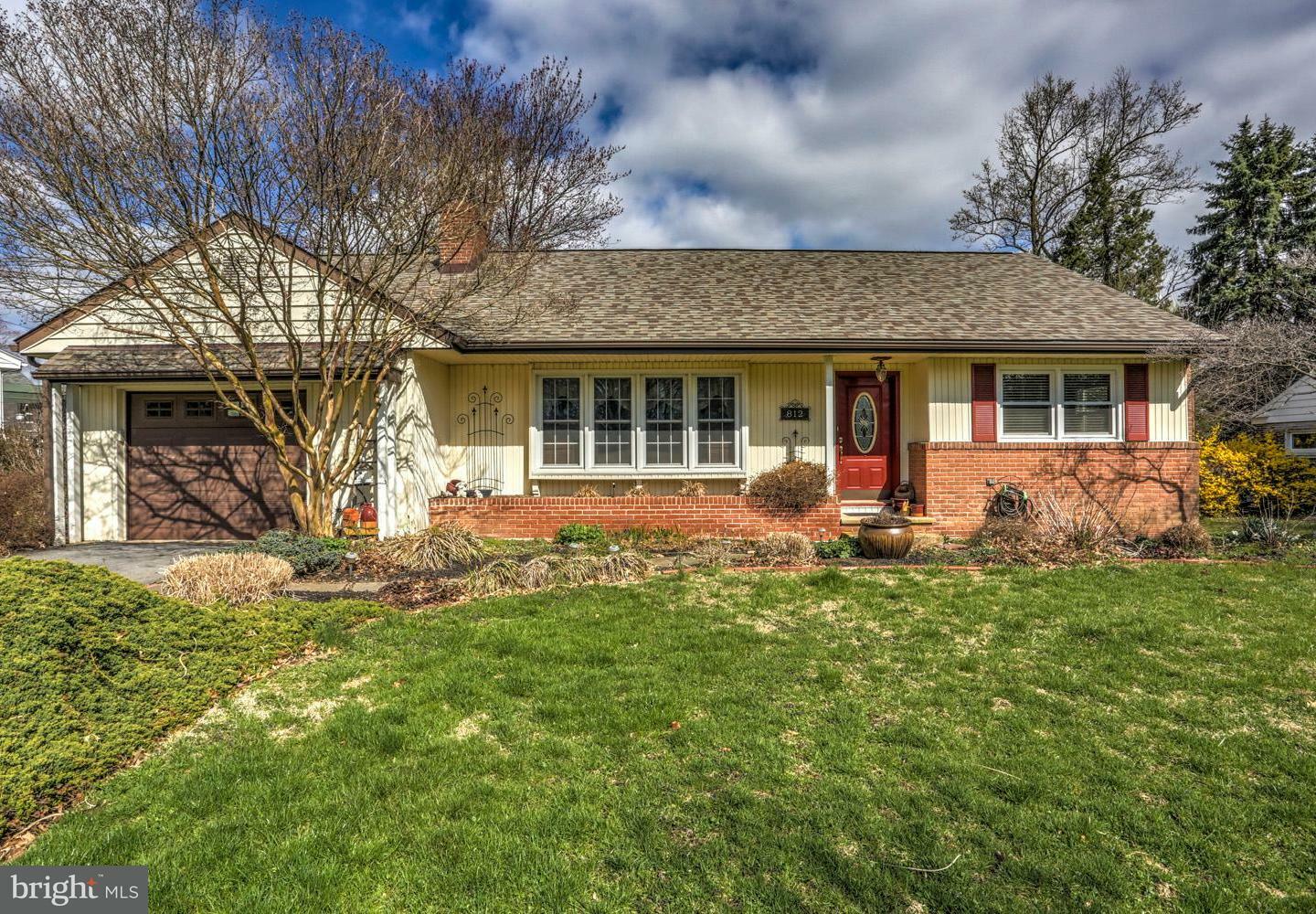 Property Photo:  812 Hillaire Road  PA 17601 