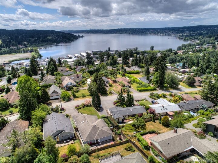 6258 NE 184th St  Kenmore WA 98028 photo