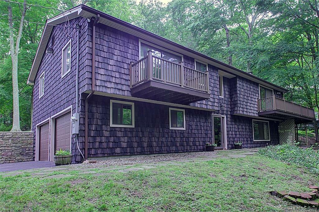 Property Photo:  14 Little Fox Run  CT 06484 