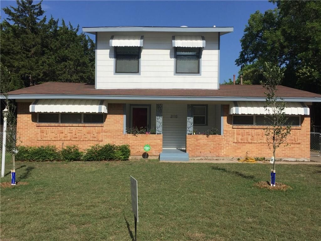 Property Photo:  2110 Cedar Crest Boulevard  TX 75203 