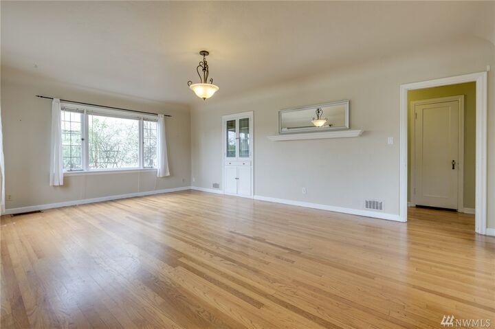 Property Photo:  332 Bryan Ave  WA 98312 