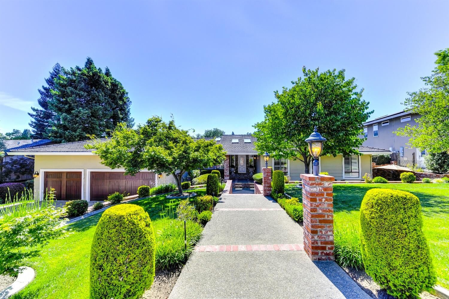 Property Photo:  4925 Manzanillo Street  CA 95628 