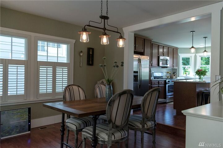 Property Photo:  820 N Ainsworth Ave  WA 98403 