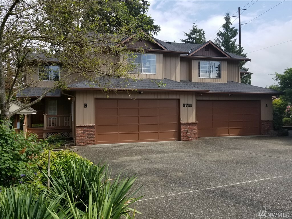 Property Photo: 5711 134th Place SE A &Amp B WA 98208