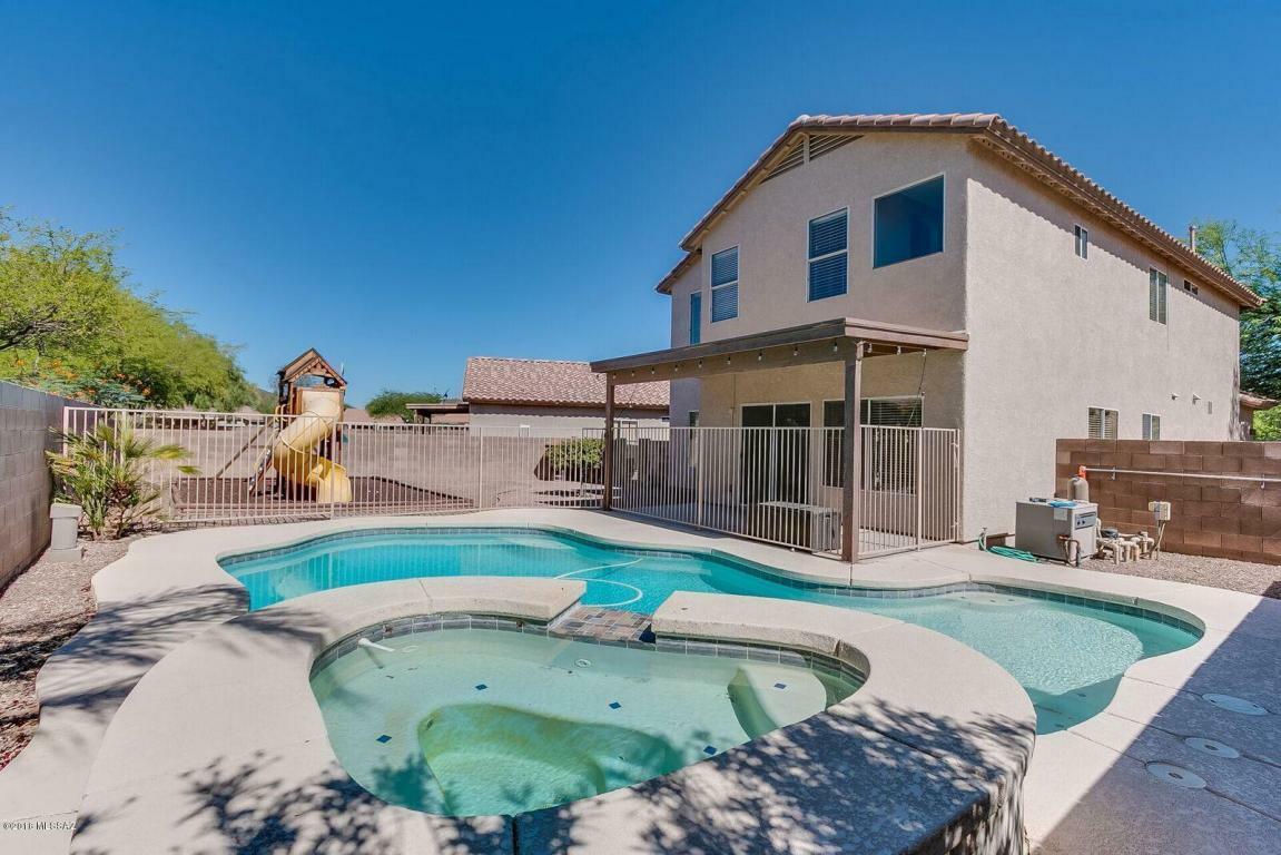 Property Photo:  7547 W Splendor Drive  AZ 85743 