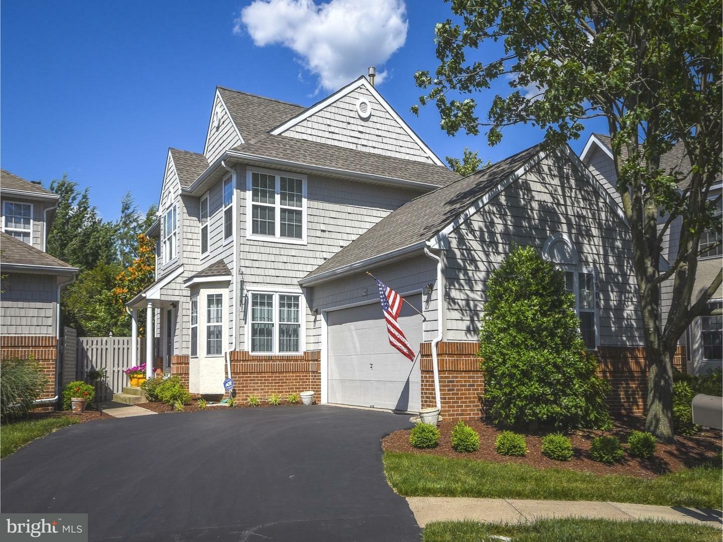 Property Photo: 1908 Knight Circle PA 19067