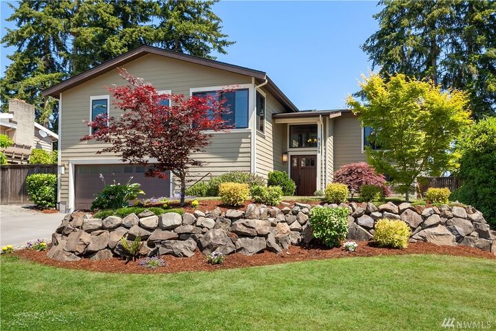 528 110th Ave SE  Bellevue WA 98004 photo