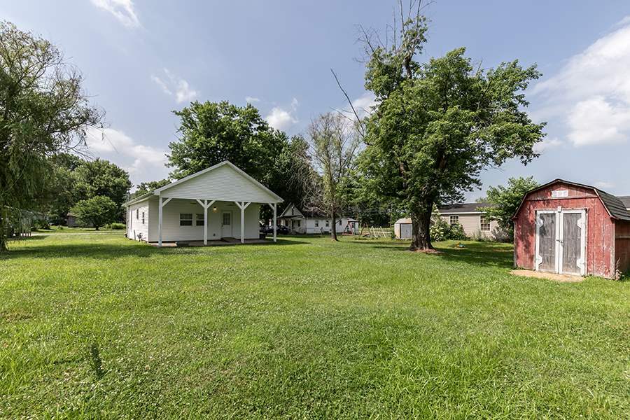 Property Photo:  100 Noel Street  KY 41046 