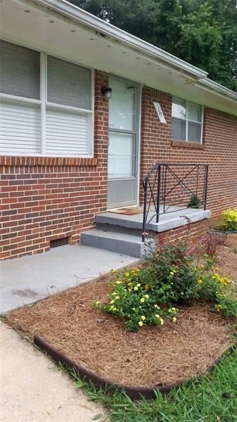 Property Photo: 167 Otis Circle 30060