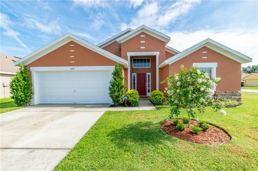 Property Photo:  6537 Crescent Loop  FL 33884 