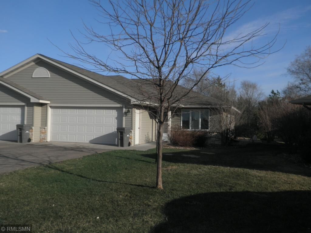 Property Photo: 1227 Balsam Court 6 WI 54017