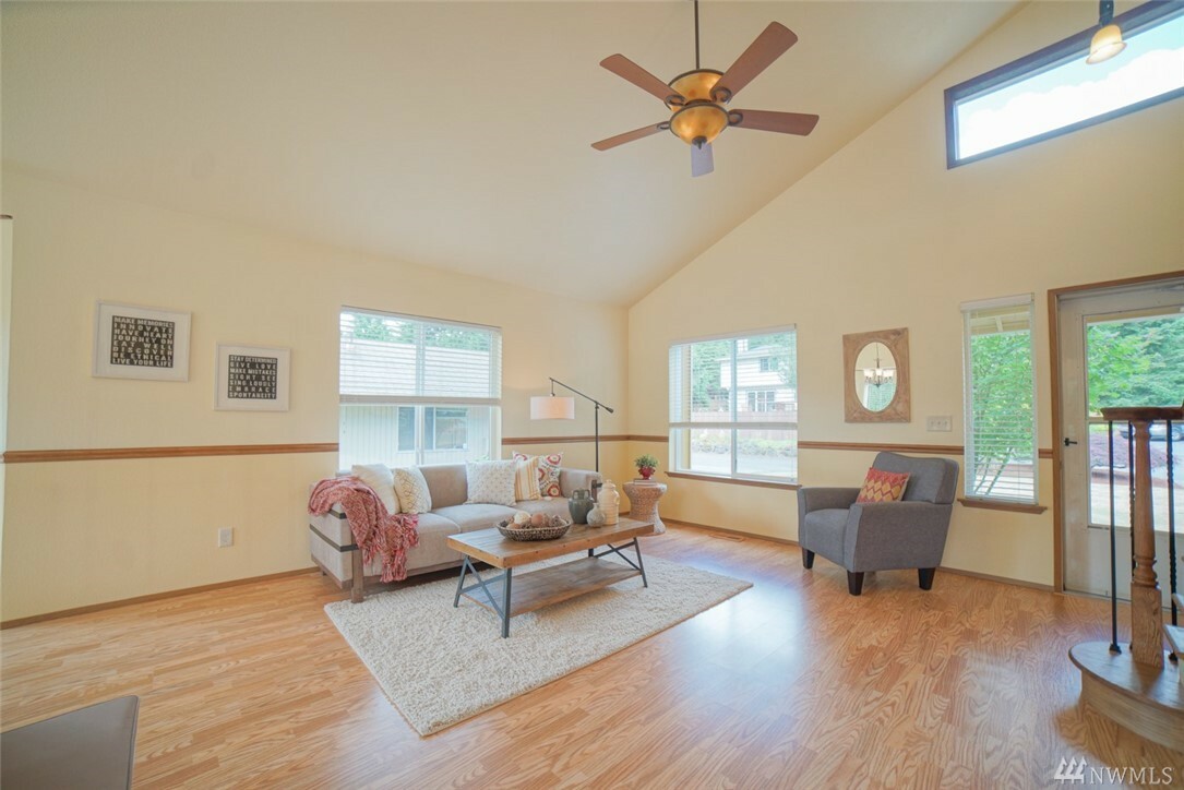 Property Photo: 35404 27th Ave S WA 98003