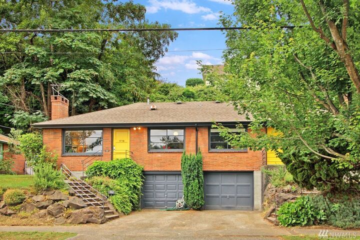 1717 15th Ave S  Seattle WA 98144 photo