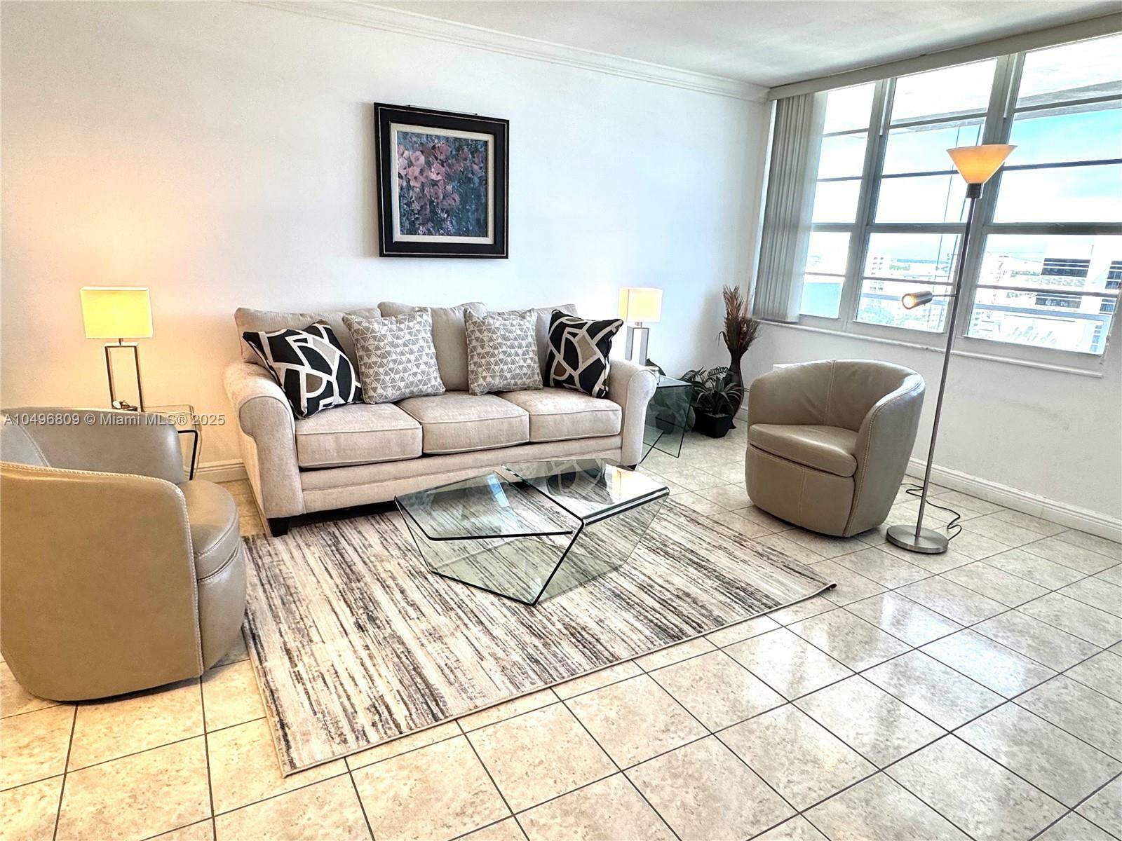 Property Photo: 100 Lincoln Rd 1423 FL 33139
