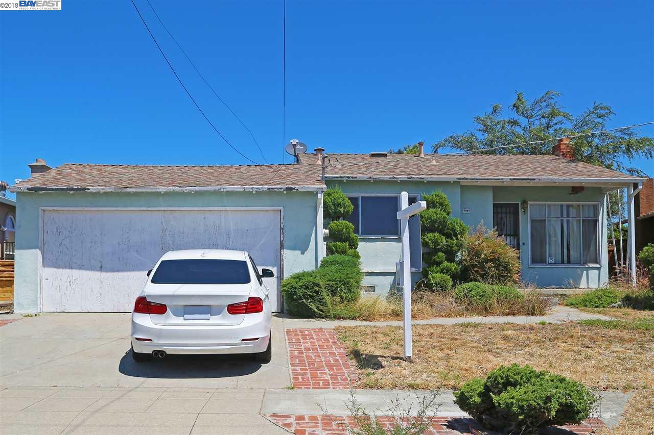 Property Photo: 1383 Henderson Ln CA 94544