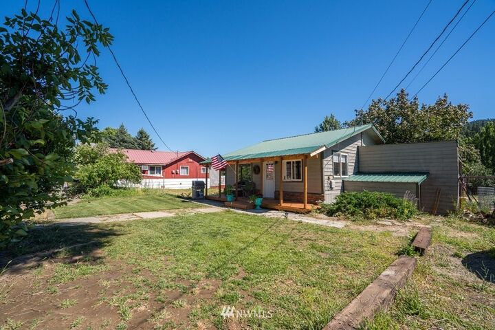 Property Photo:  8785 School Street  WA 98815
