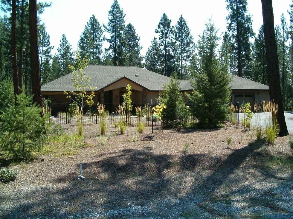 Property Photo: 315 Palmer Ln WA 99109