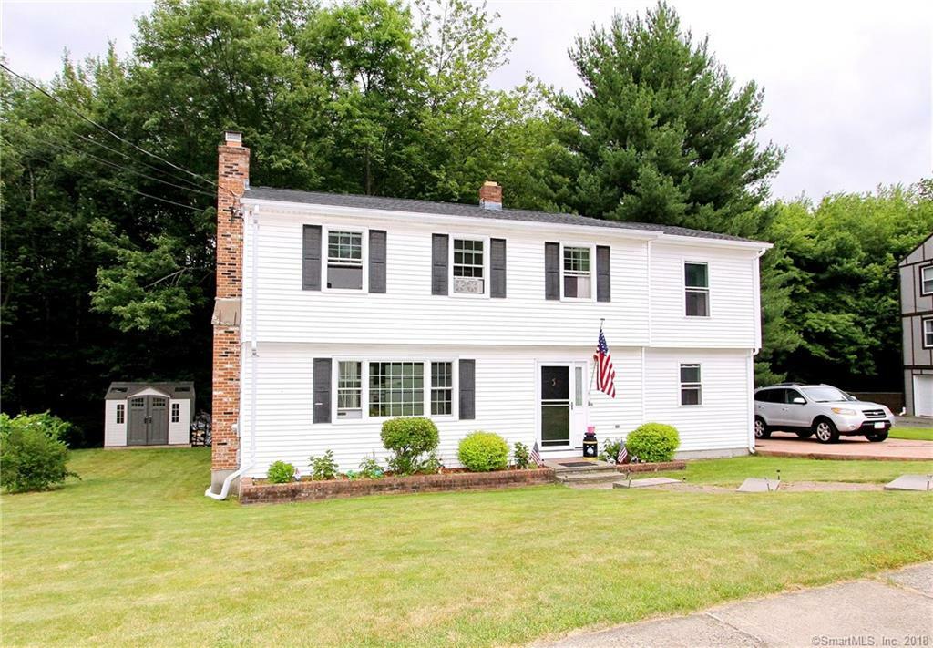 Property Photo:  22 Woodridge Road  CT 06516 