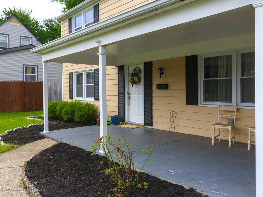 Property Photo:  49 Holyoke Lane  NJ 08046 