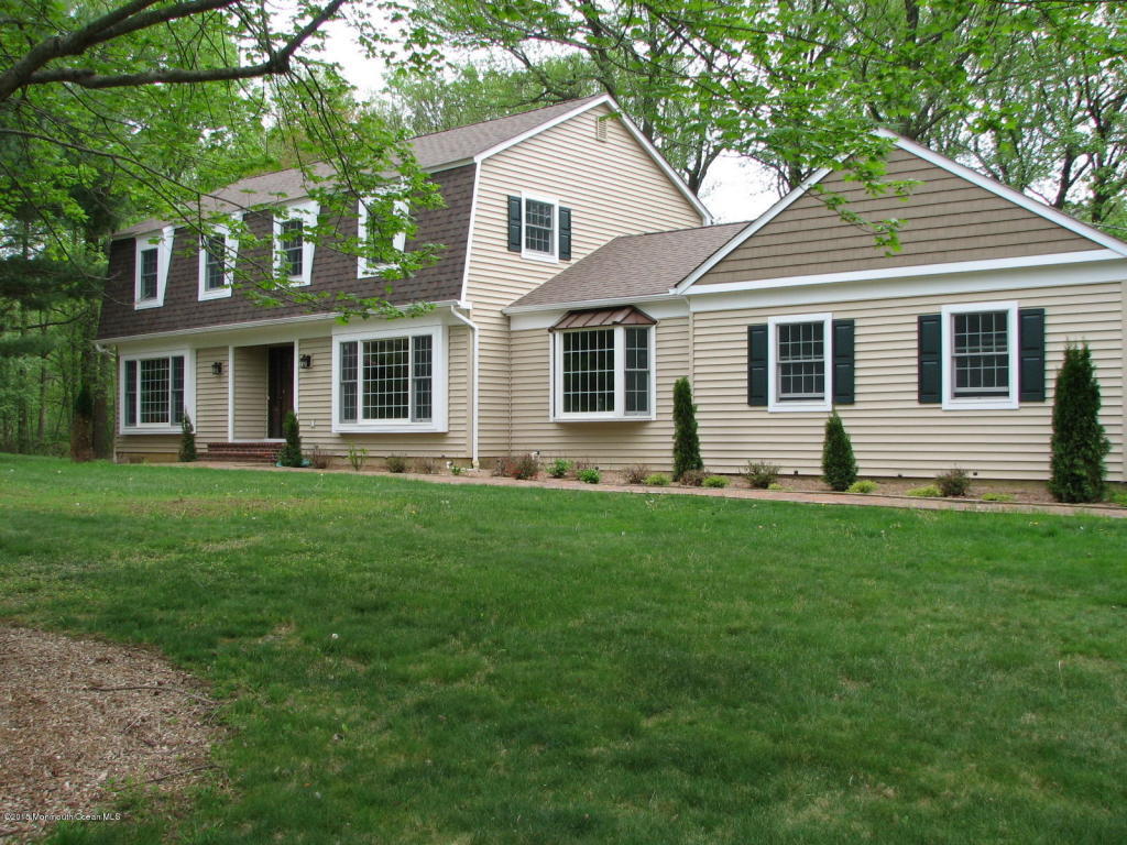 Property Photo: 4 Lois Place NJ 07733