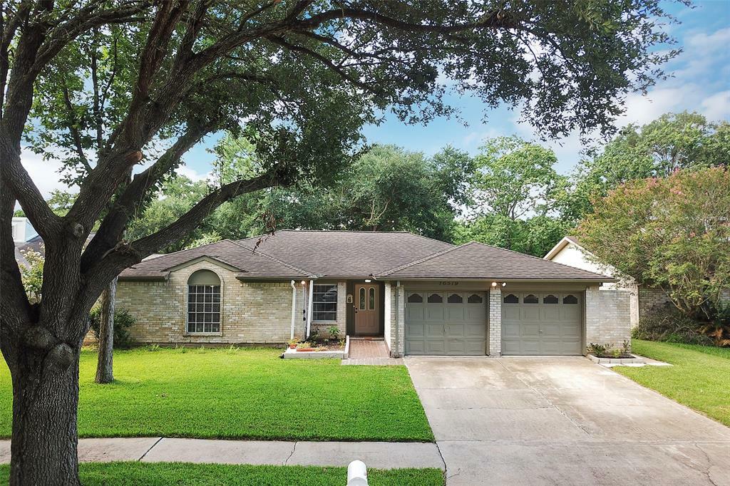 Property Photo:  16519 Kassikay Drive  TX 77084 