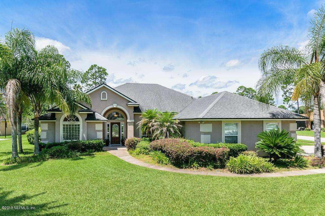 Property Photo: 2307 Bridgewater Court FL 32003