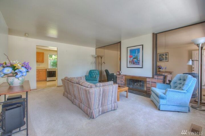 Property Photo:  7511 126th Avenue SE  WA 98056 