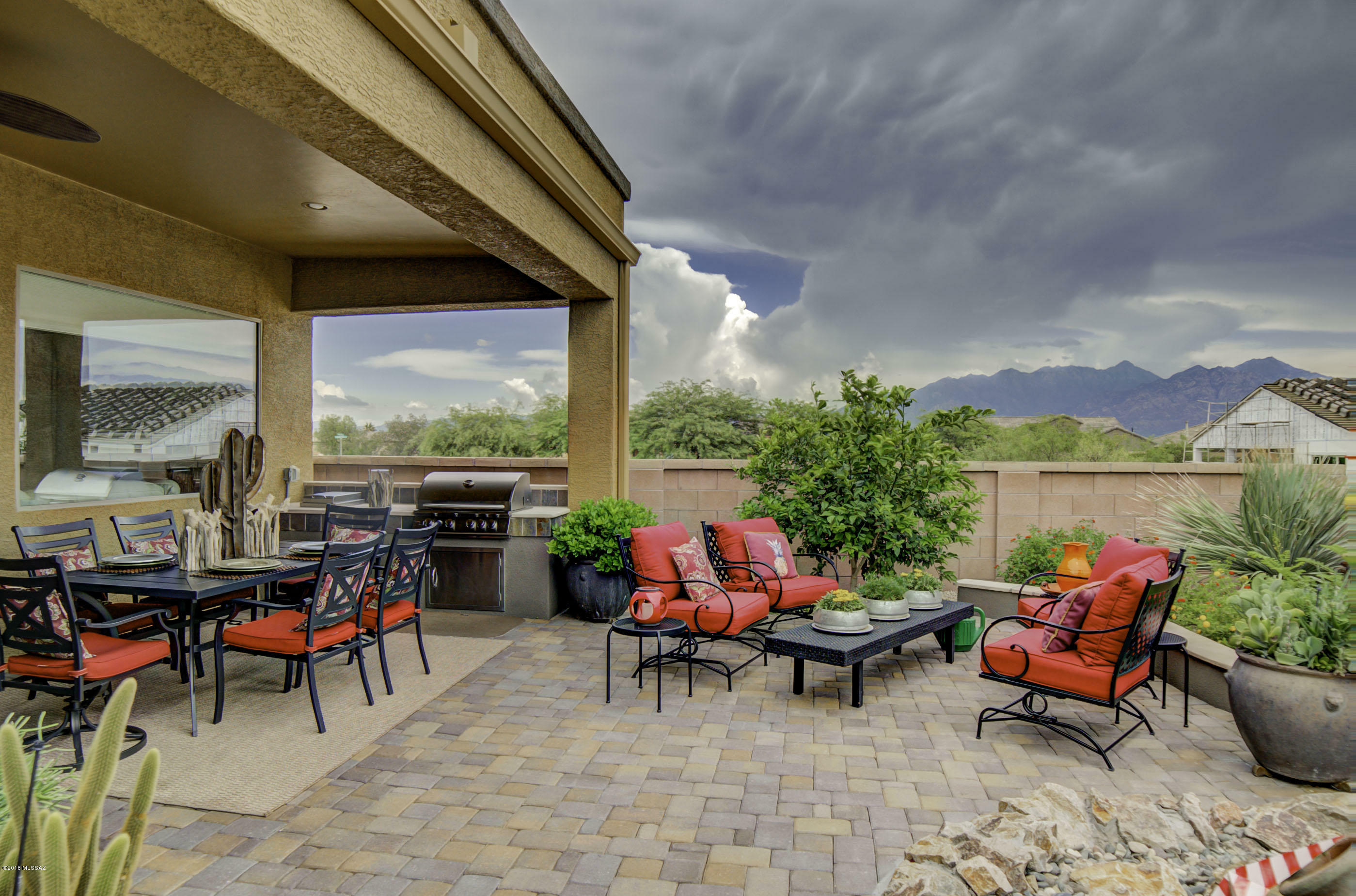 Property Photo:  2501 W Dome Rock Drive  AZ 85622 