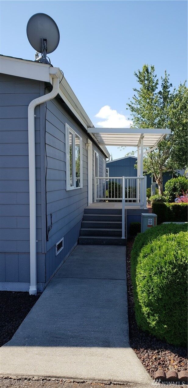 Property Photo:  14727 43rd Ave NE 107  WA 98271 