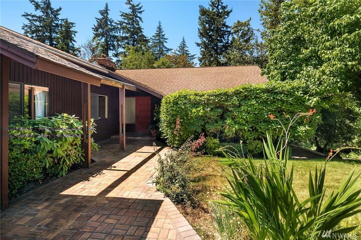 Property Photo:  11423 Woodinville-Redmond Rd  WA 98052 