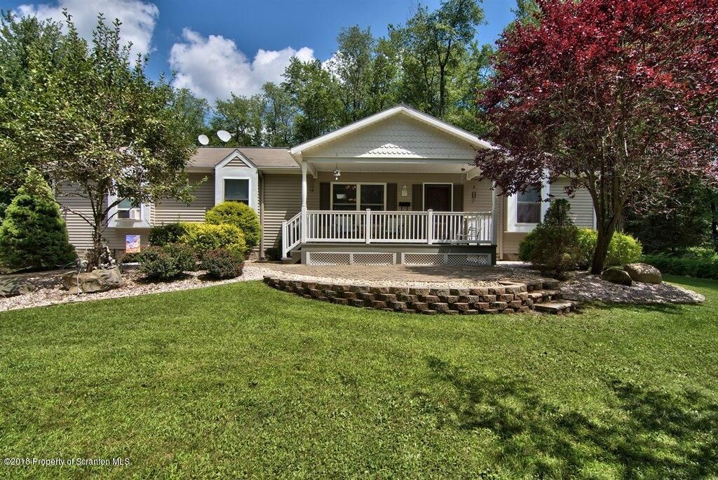 Property Photo:  43 Beechnut Drive  PA 18424 