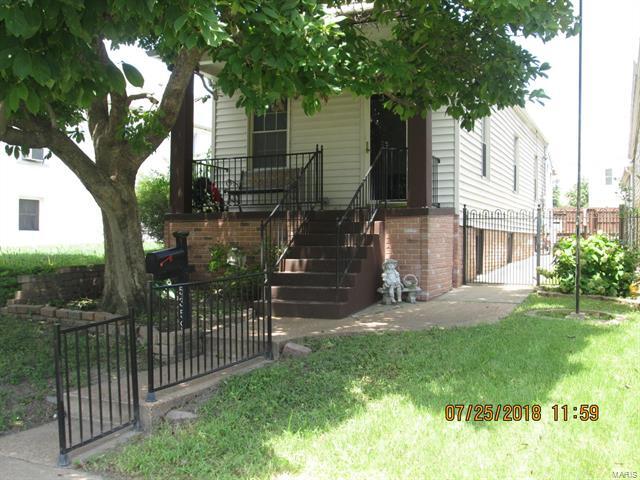 Property Photo:  5359 Magnolia Avenue   63139 