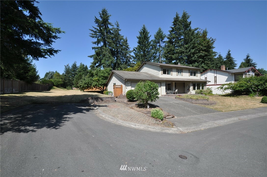 Property Photo:  6119 145th Avenue NE  WA 98052 