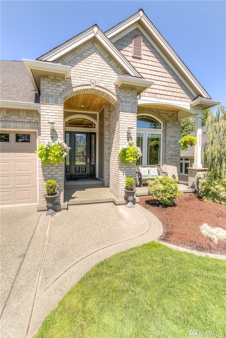 Property Photo: 8003 113th St Ct E WA 98373