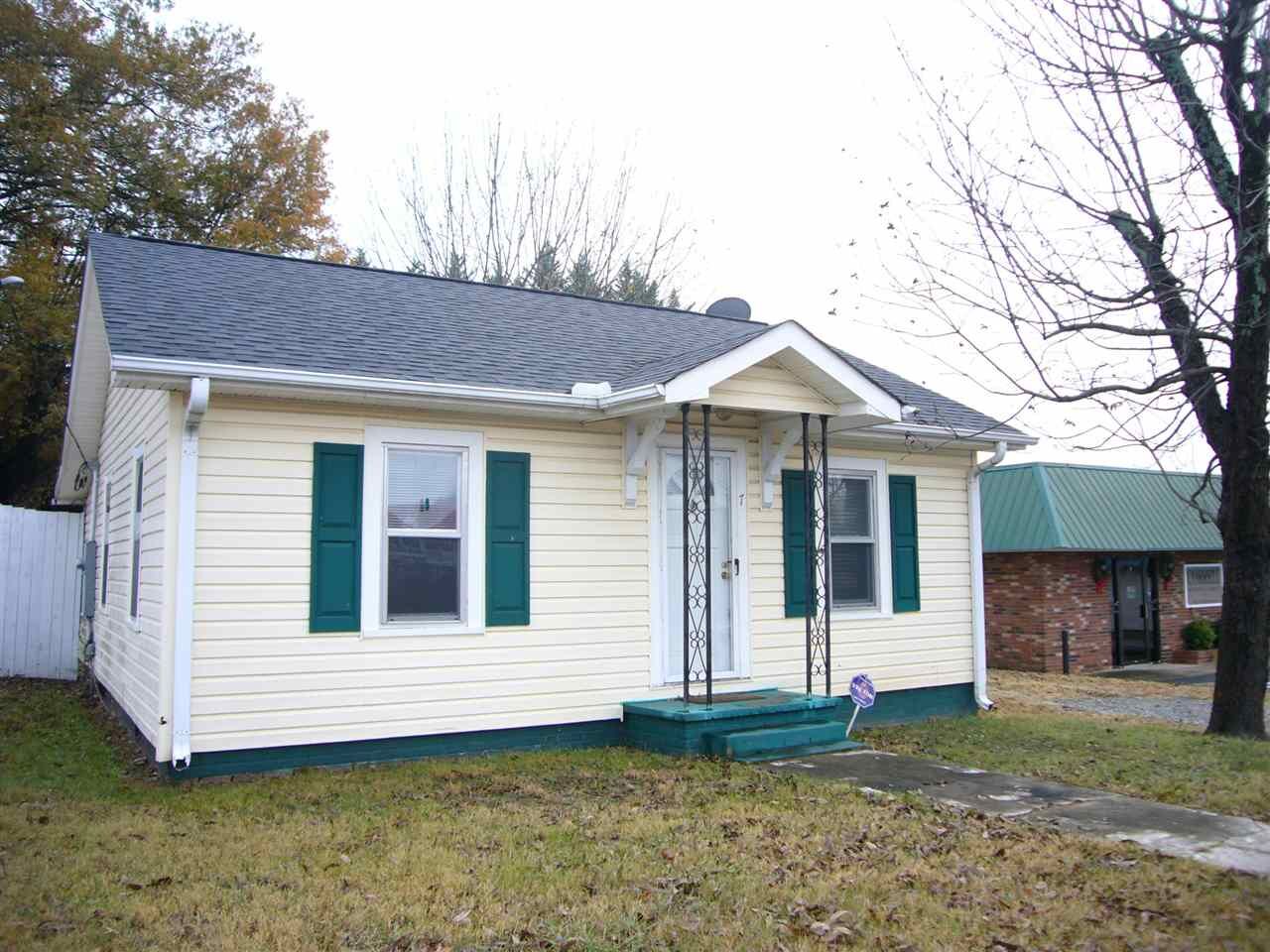 Property Photo: 7 Ladson Street SC 29349