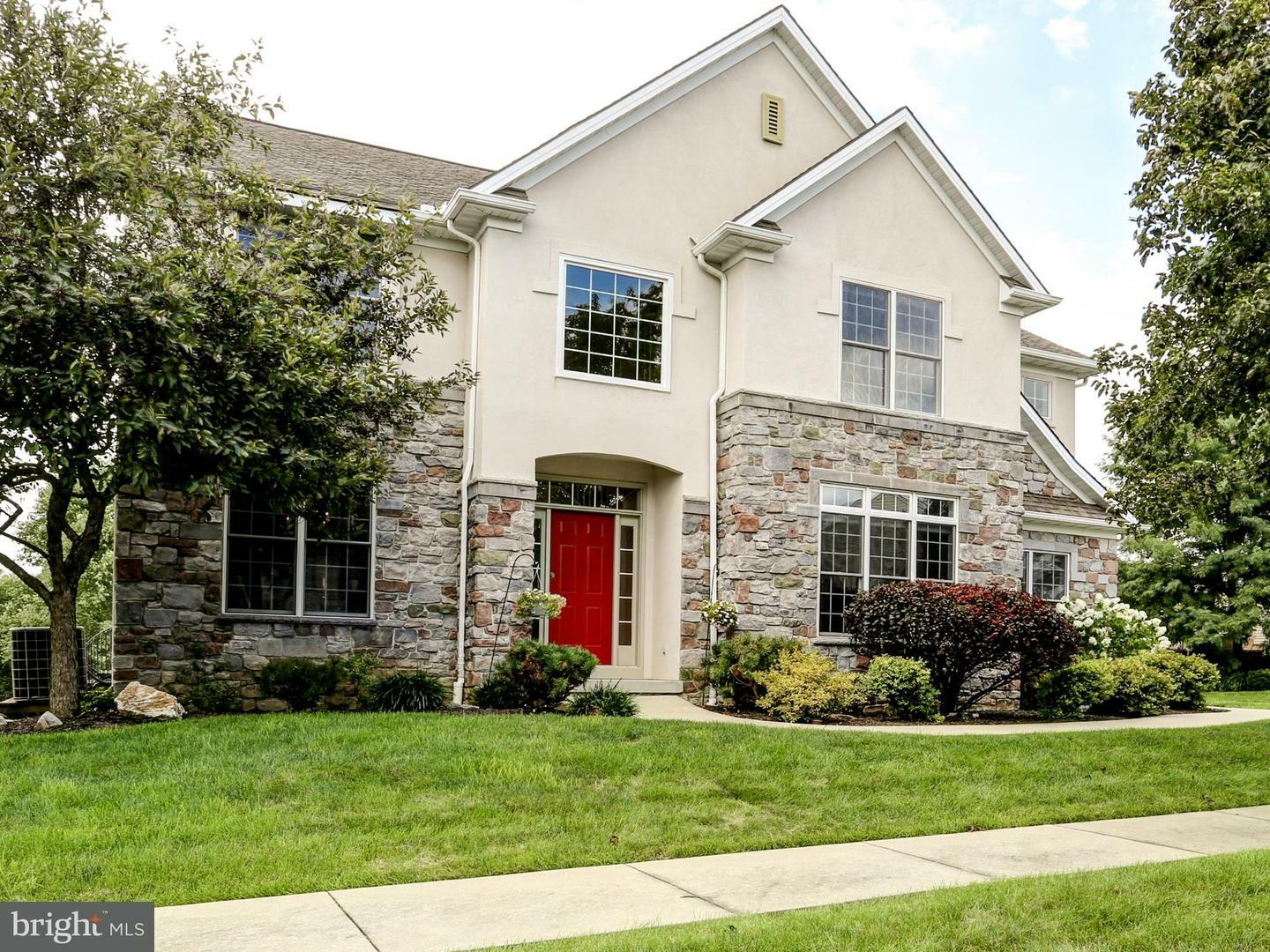Property Photo:  1220 Auburn Avenue  PA 17036 