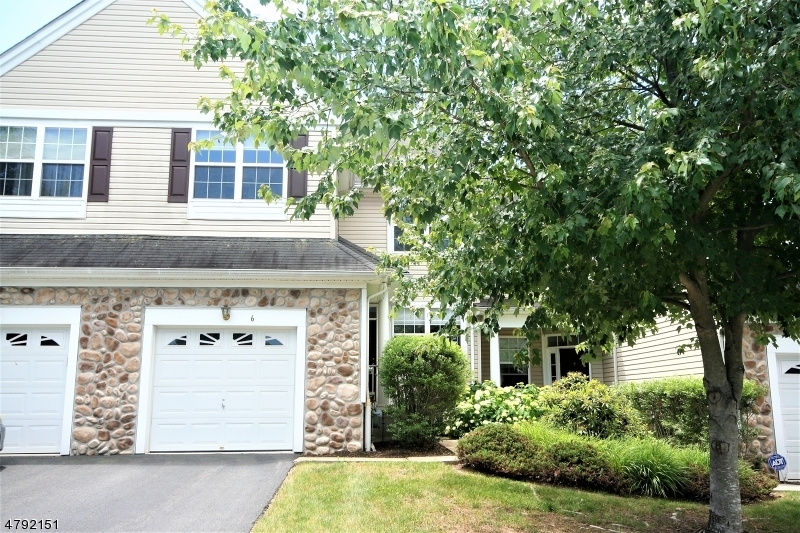 Property Photo: 6 Scarlet Oak Dr NJ 08540