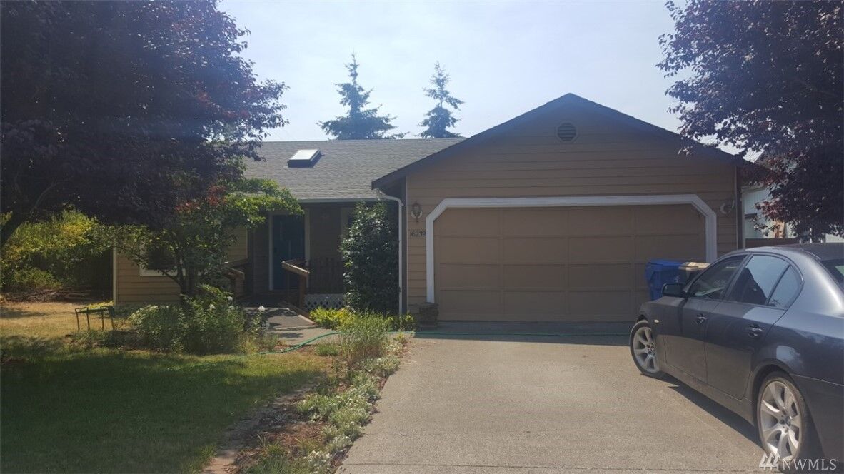 Property Photo: 16239 Prairie Heights St SE WA 98597