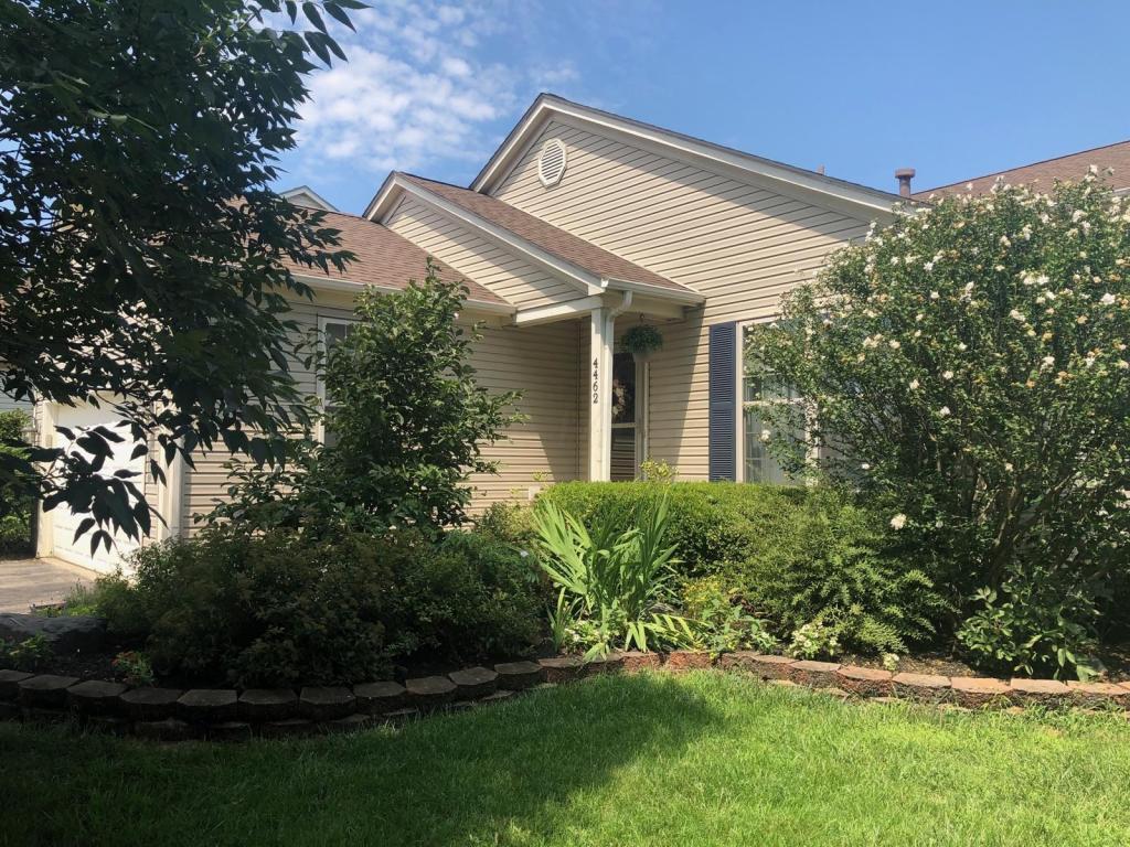 Property Photo: 4462 Knoll Crest Drive OH 43123