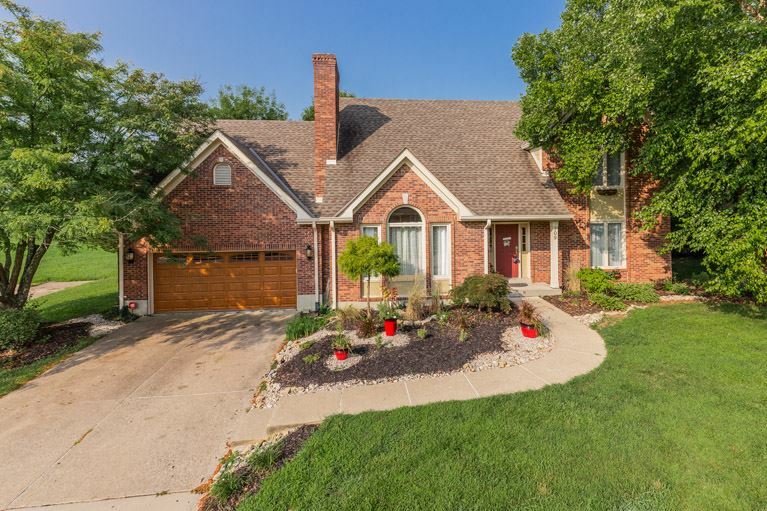 Property Photo:  709 Lakewood  KY 41015 