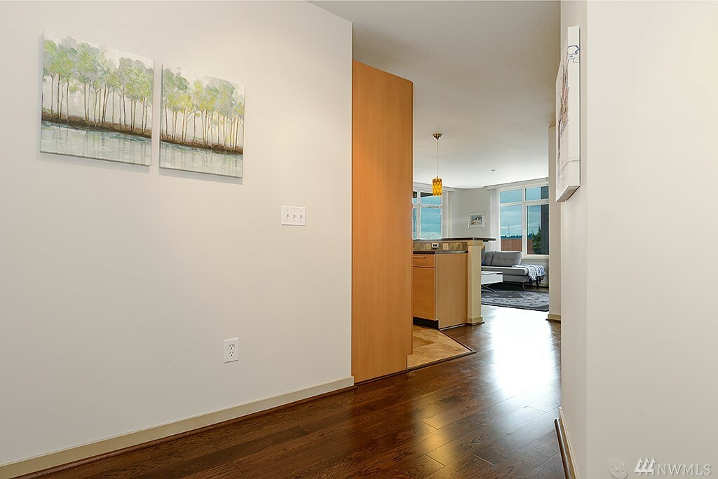 Property Photo:  1530 NW Market Street 501  WA 98107 