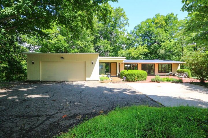 697 Reynard Avenue  Springfield Twp. OH 45231 photo