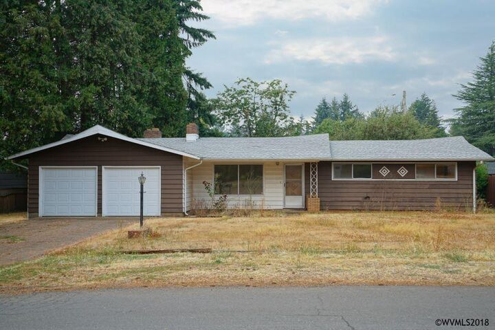 1351 Warren St  Salem OR 97302-2755 photo